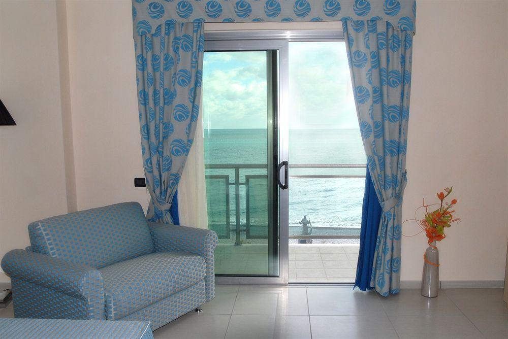 Miramare Palace Hotel Trebisacce Esterno foto